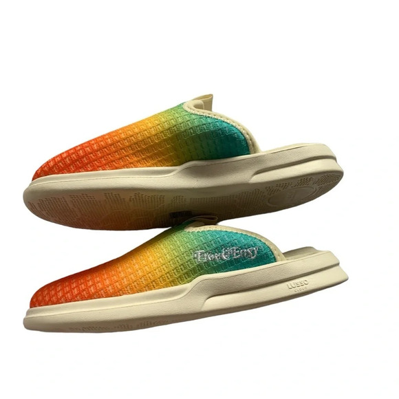 Free & Easy x Lusso Cloud Pelli Slip Ons - Picture 5 of 11